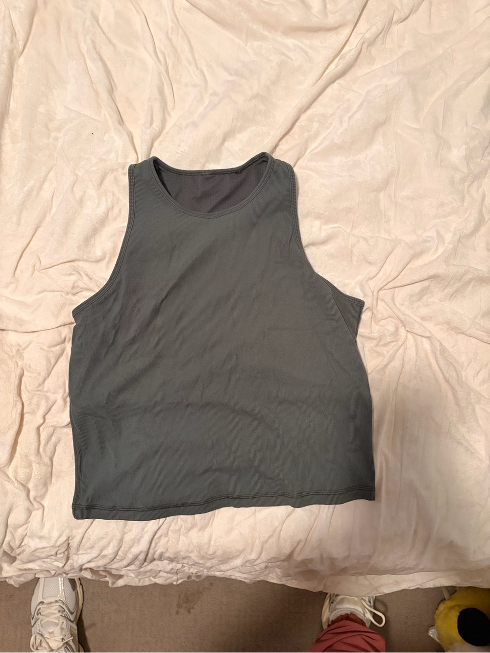 Vuori Pose Pylo Tank in Agate Green